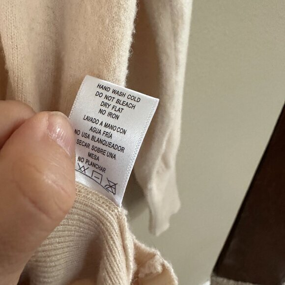 Fashion Nova Cream Sweater Size X-Large - Picture 8 of 8